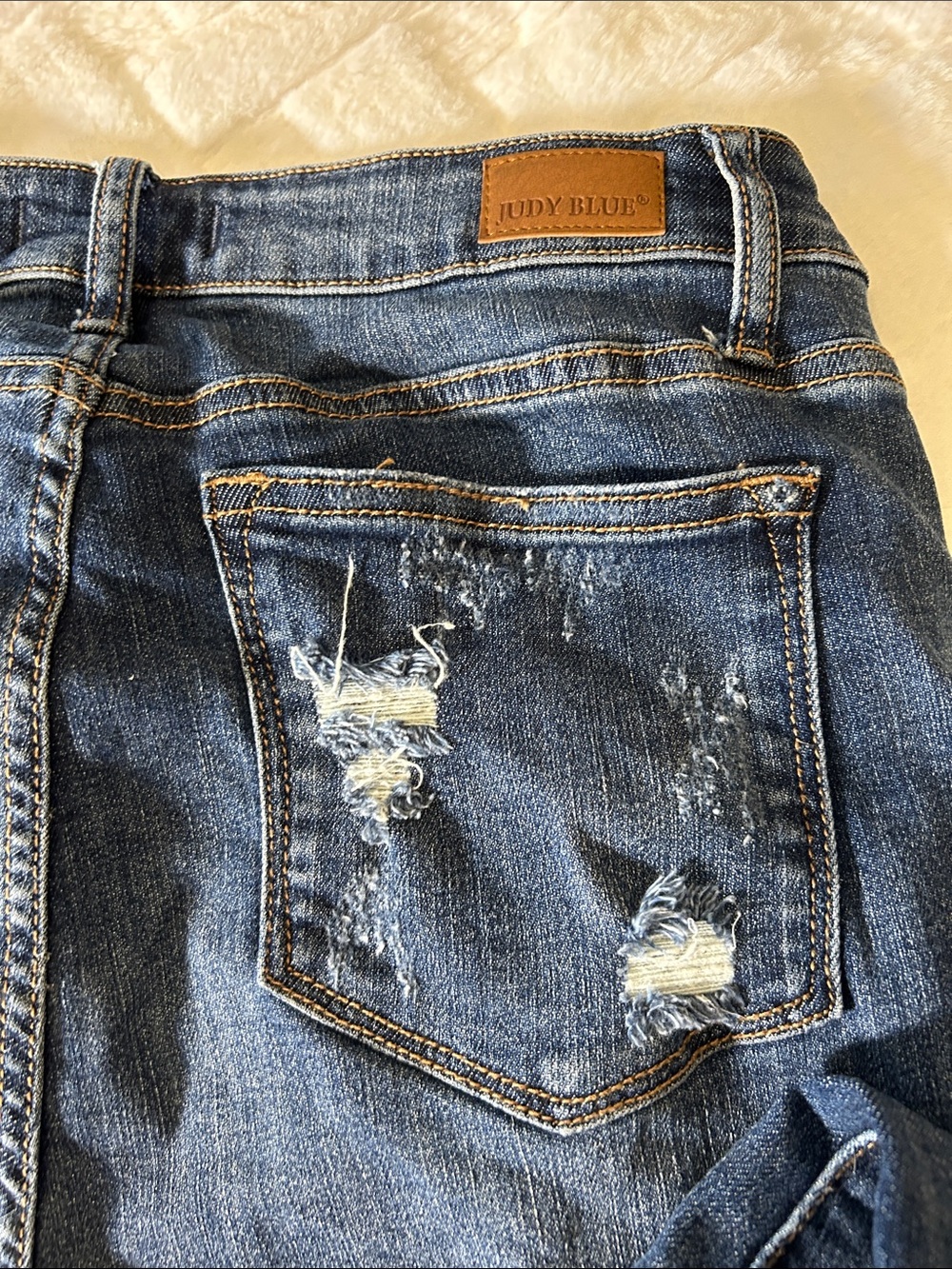 Judy Blue Mid-Dark Blue Distressed Skinny Jeans size 29 - Picture 6 of 6